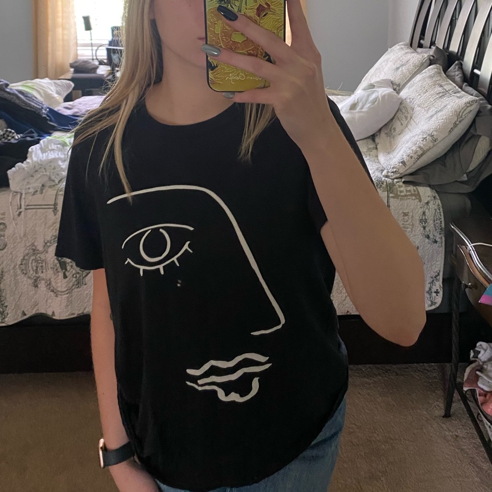 urban outfitters graphic tee